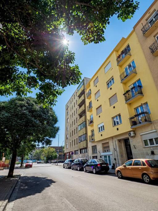 Appartement Vidra-Lak With Private Parking à Budapest Extérieur photo